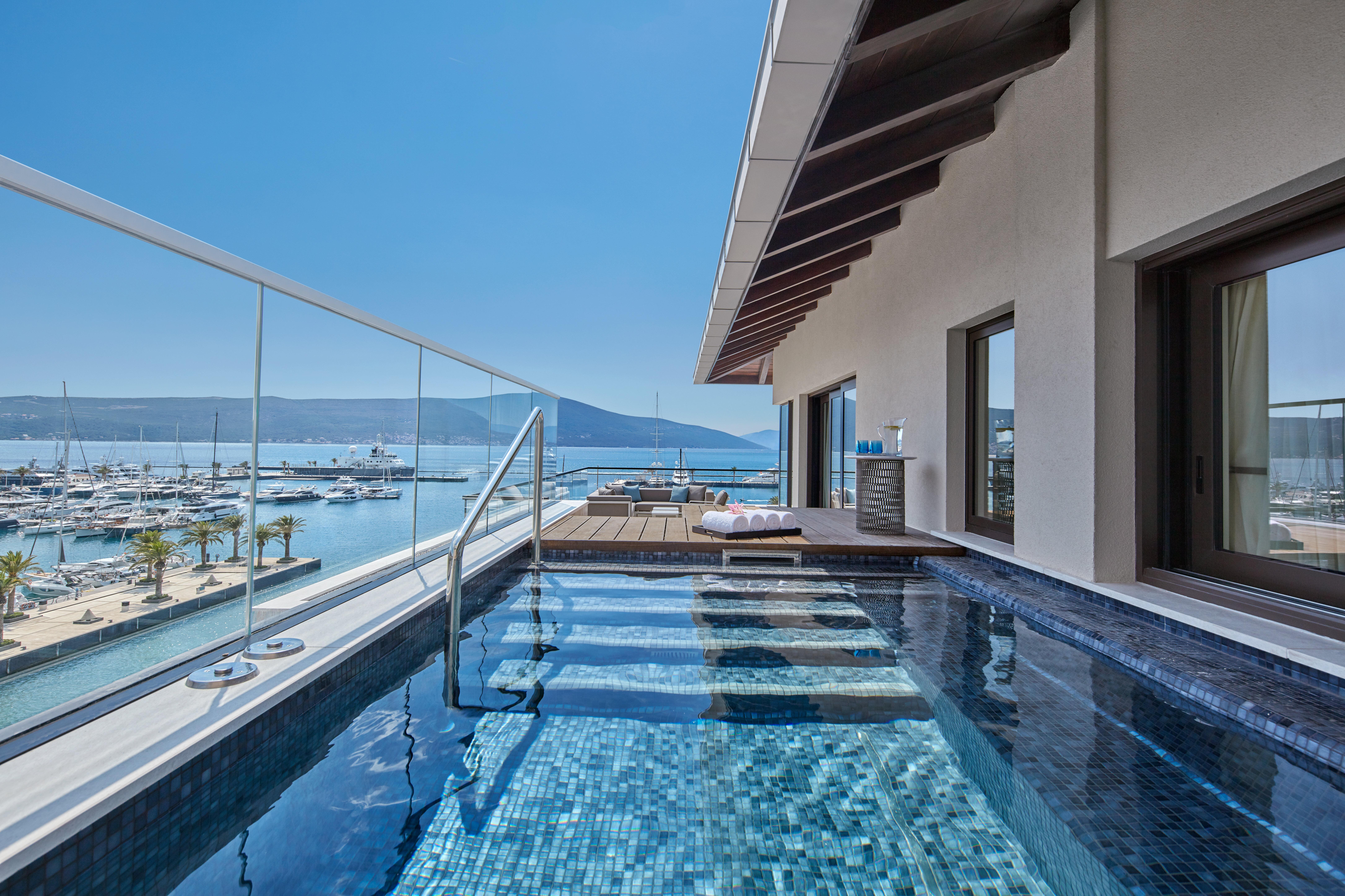 Regent Porto Montenegro Тиват Екстериор снимка The Westin Split