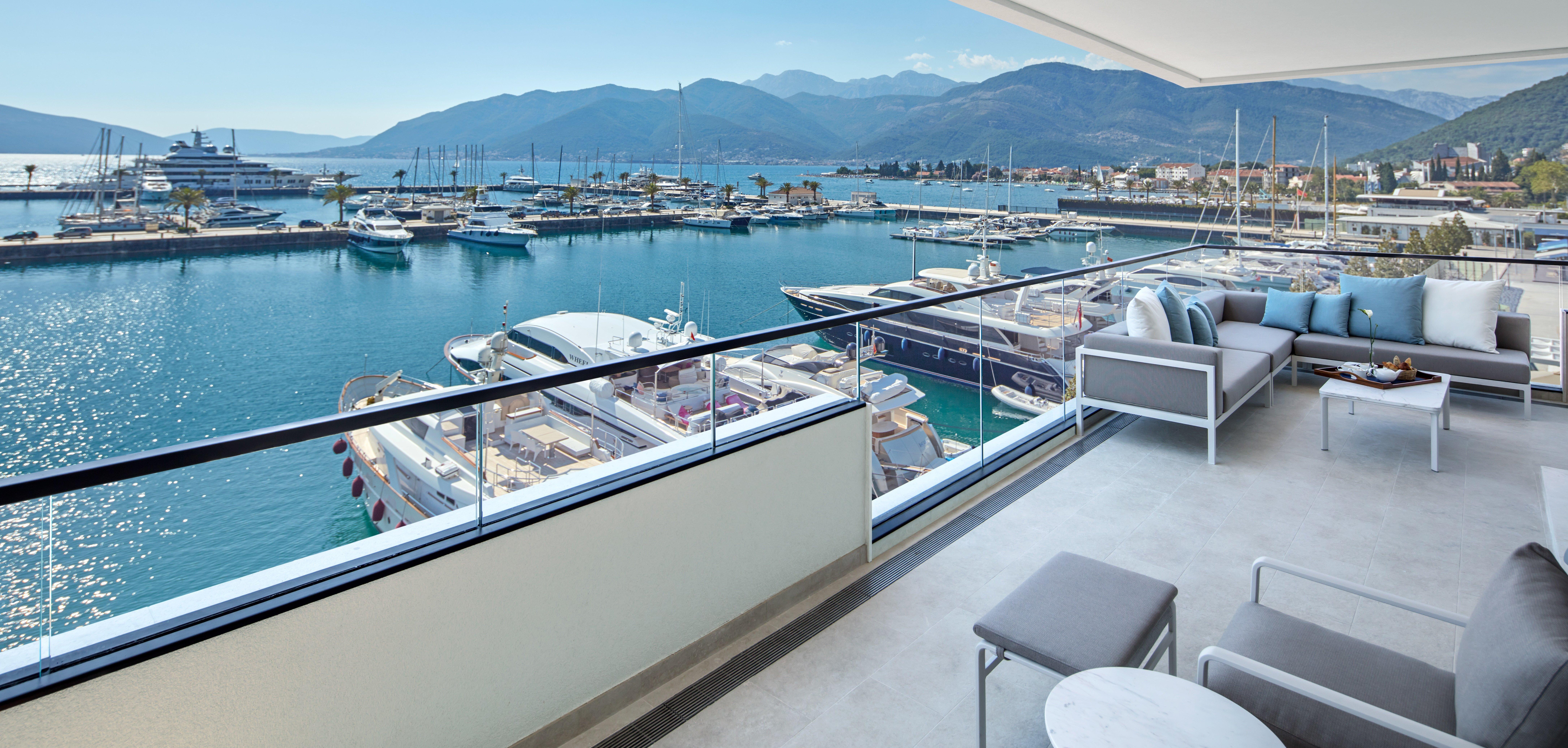 Regent Porto Montenegro Тиват Екстериор снимка View from the hotel
