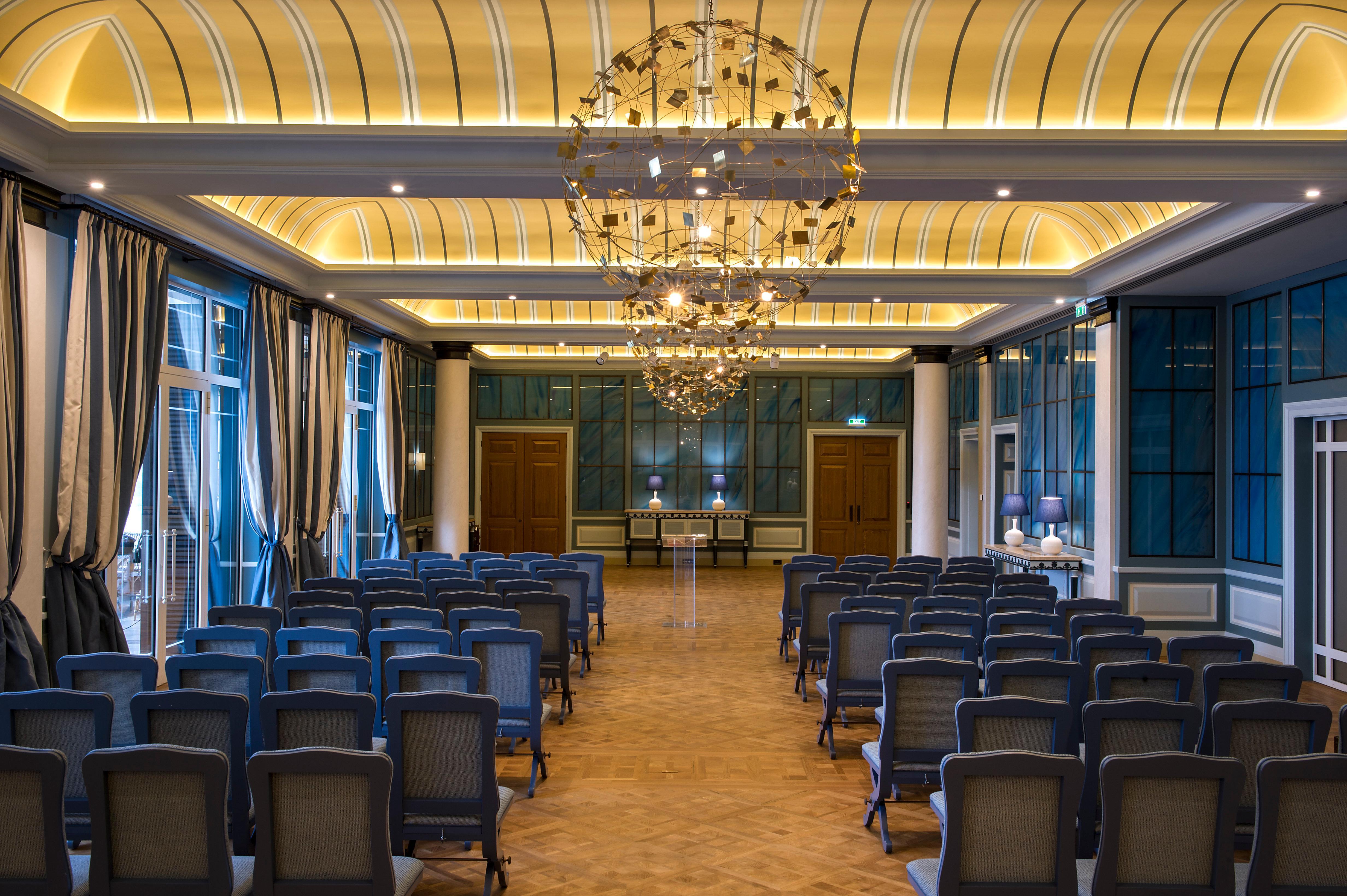 Regent Porto Montenegro Тиват Екстериор снимка The interior of the German Academy of Sciences
