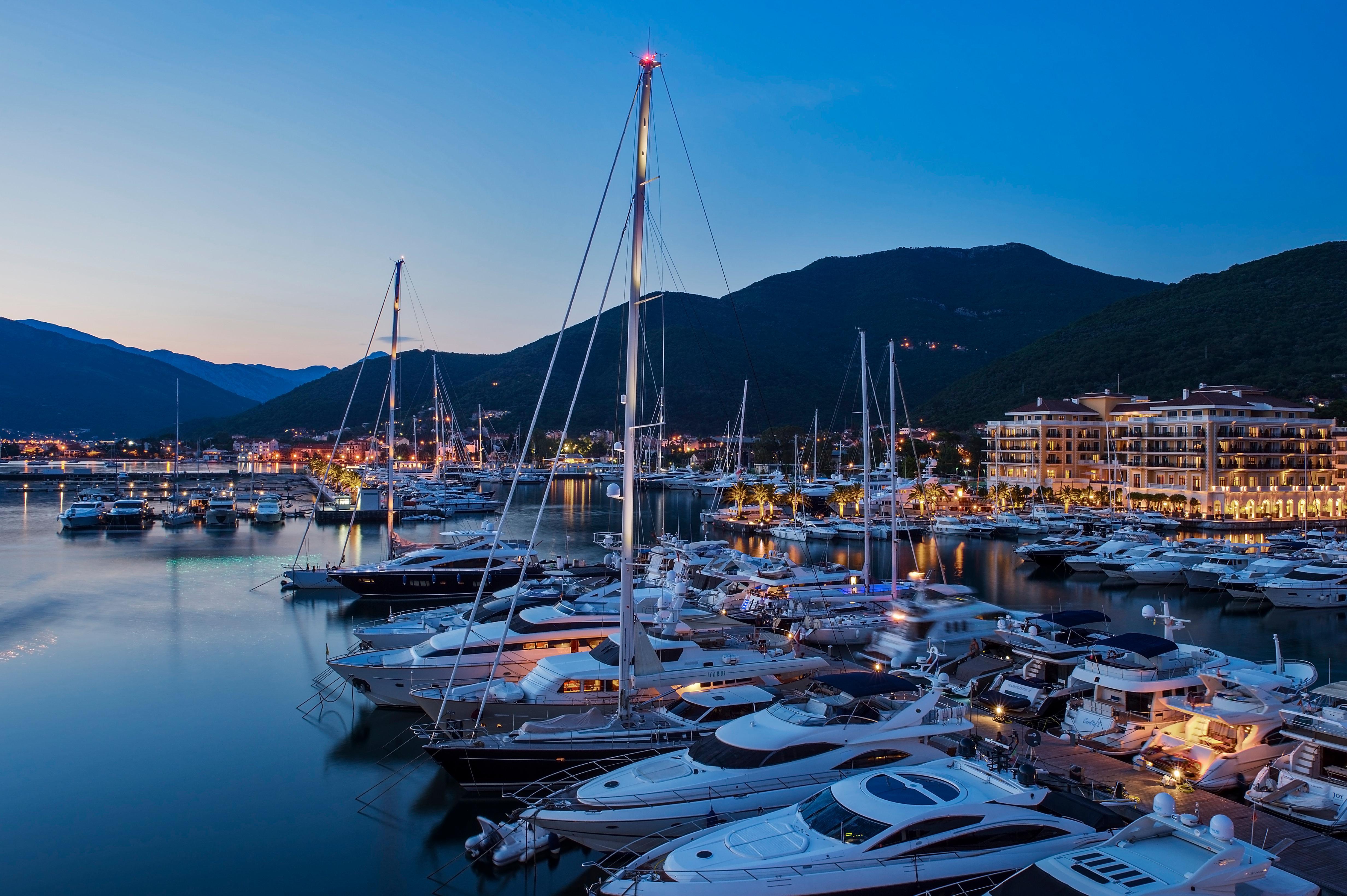 Regent Porto Montenegro Тиват Екстериор снимка Port of Porto Cervo